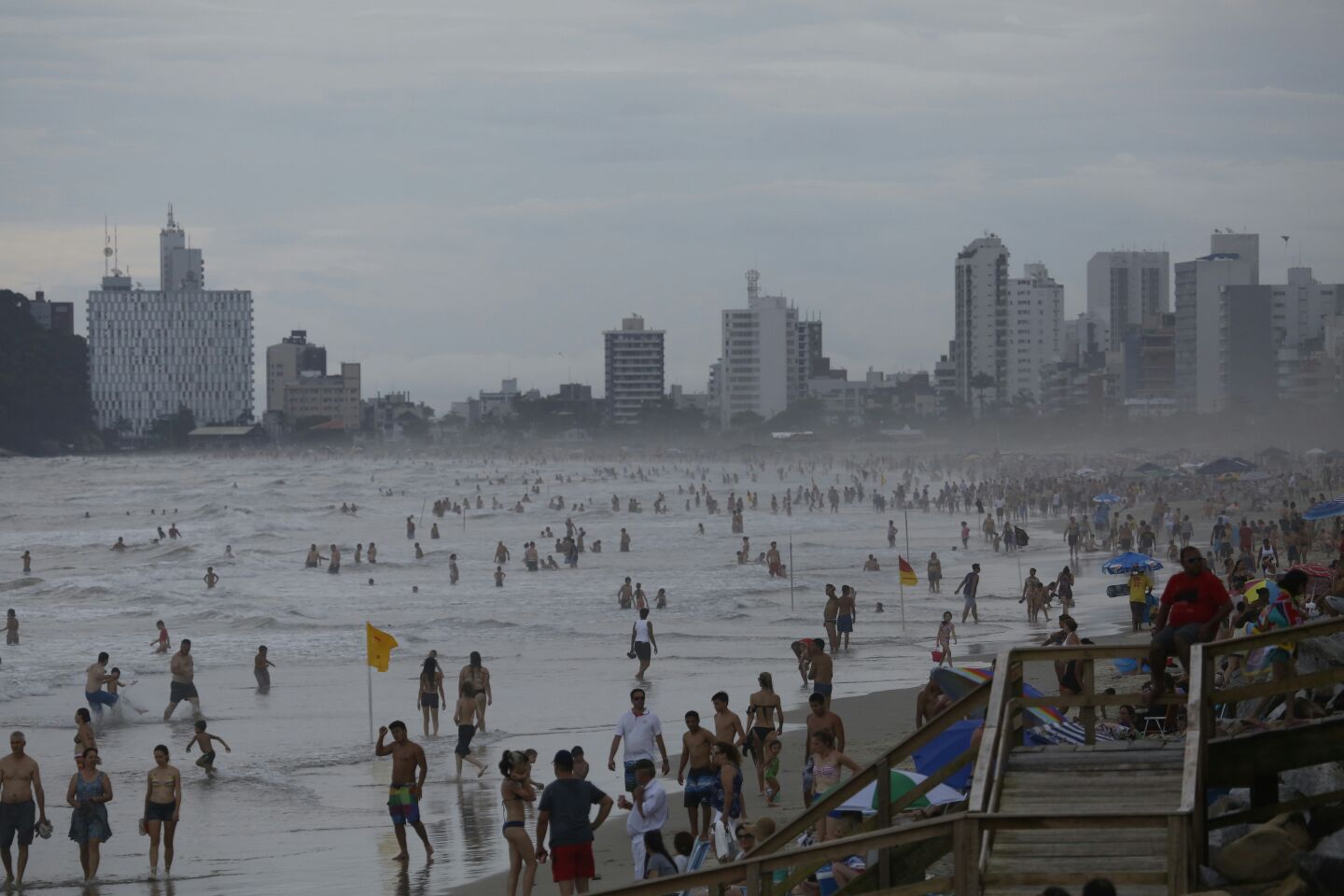 Tempo instável na virada de ano | Felipe Rosa/Gazeta do Povo