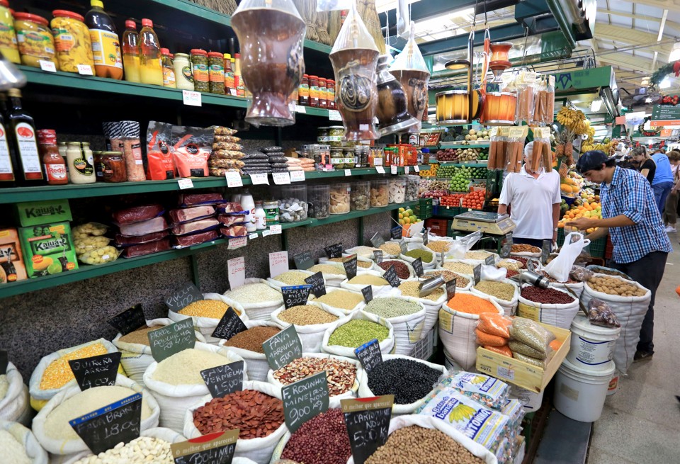 O Mercado Municipal de Curitiba estará aberto para as compras de ano-novo. | Ivonaldo Alexandre/Gazeta do Povo