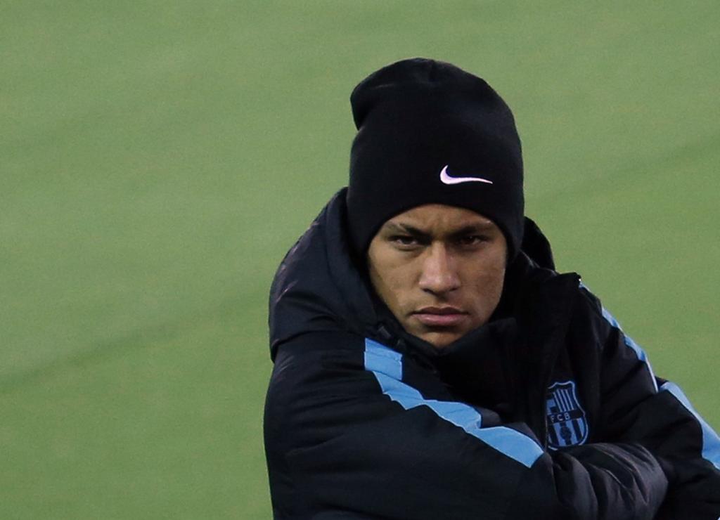 Imprensa estrangeira cogita Neymar no Real Madrid e no Manchester City | YUYA SHINO/REUTERS