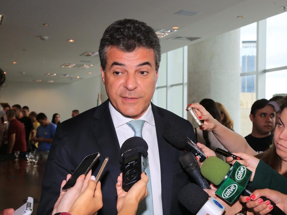 Governador Beto Richa evitou acirrar ainda mais os ânimos entre Executivo e Judiciário: “precisamos da compreensão de todos”, disse | Ivonaldo Alexandre/Gazeta do Povo