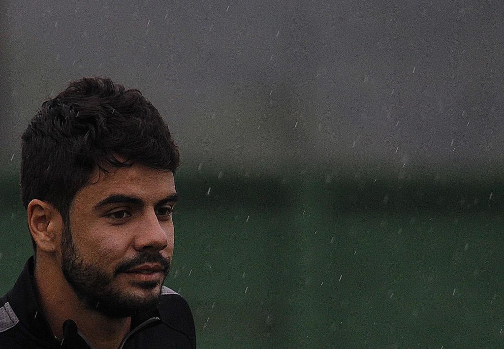 Valorizado, Henrique Almeida deve voltar para o Botafogo. | Jonathan Campos/Gazeta do Povo