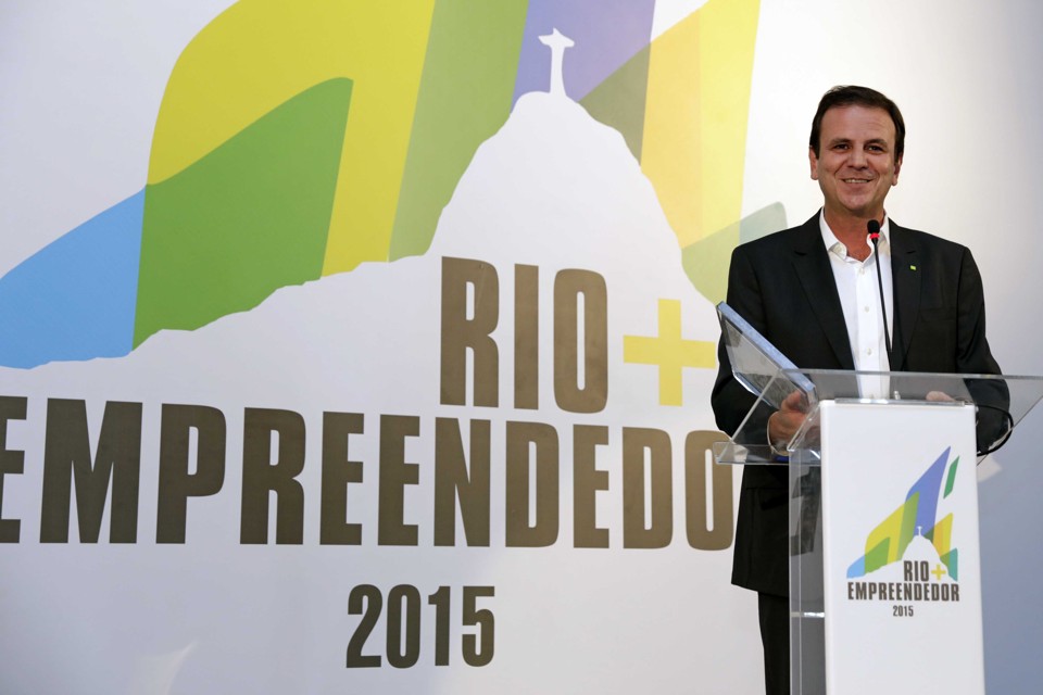 Paes reconheceu que o partido do vice Michel Temer “nunca escondeu sua vontade de estar no poder”, mas cobrou serenidade da legenda. | Foto: Paula Johas/ PCRJ/