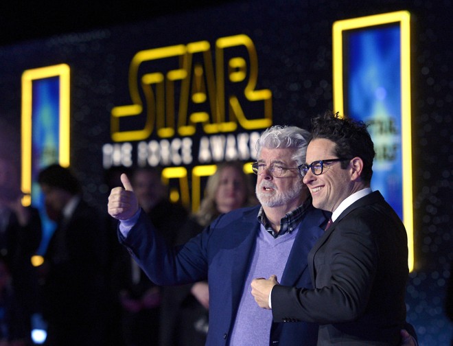 George Lucas e J.J. Abrams. | KEVORK DJANSEZIAN/REUTERS