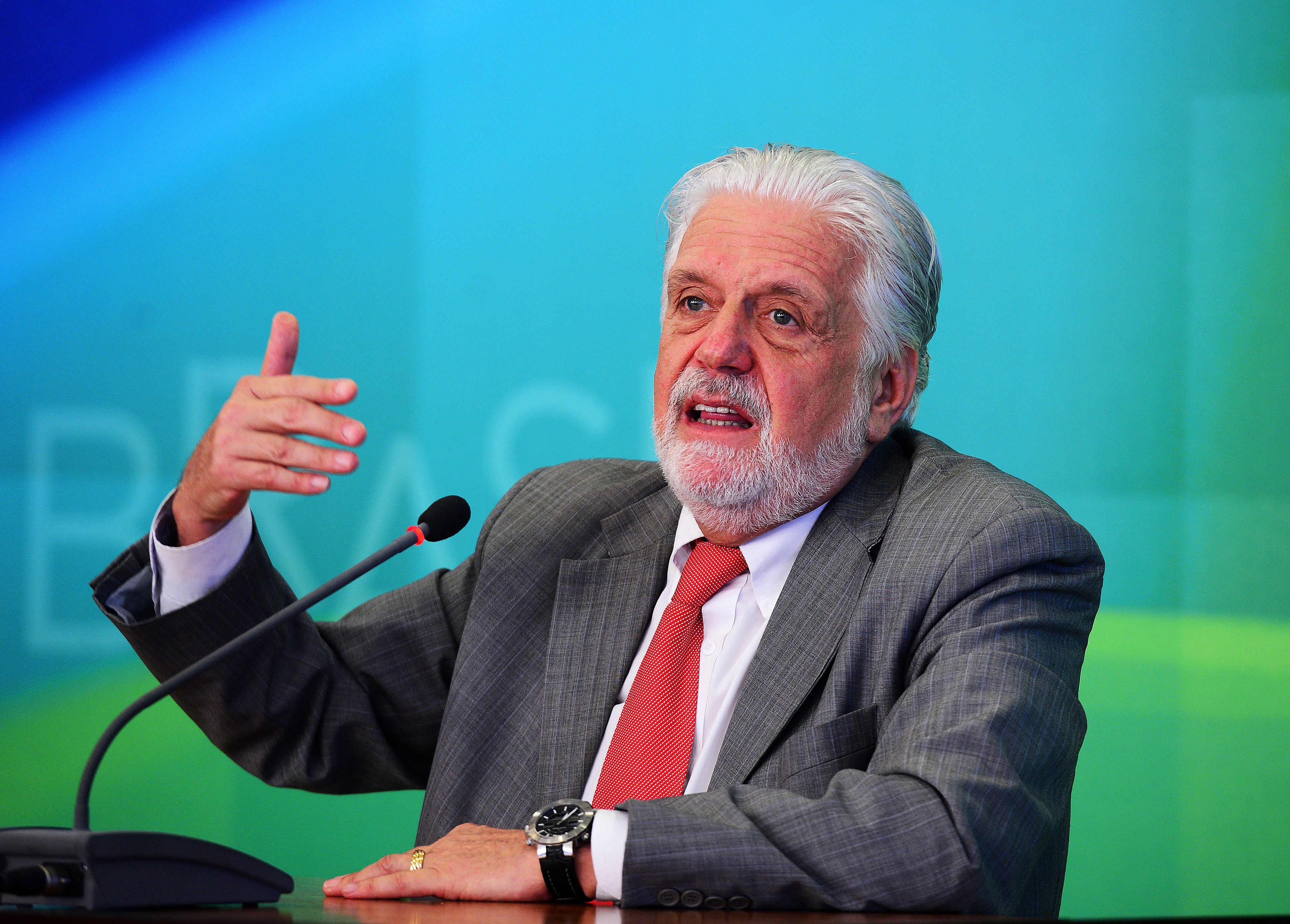 O ministro da Casa Civil, Jaques Wagner, apontado pelo governo como uma espécie de porta-voz na crise, confirmou que o ministro da Secretaria do Governo, Ricardo Berzoini, tratou do tema com os líderes. | Wilson Dias/Agência Brasil