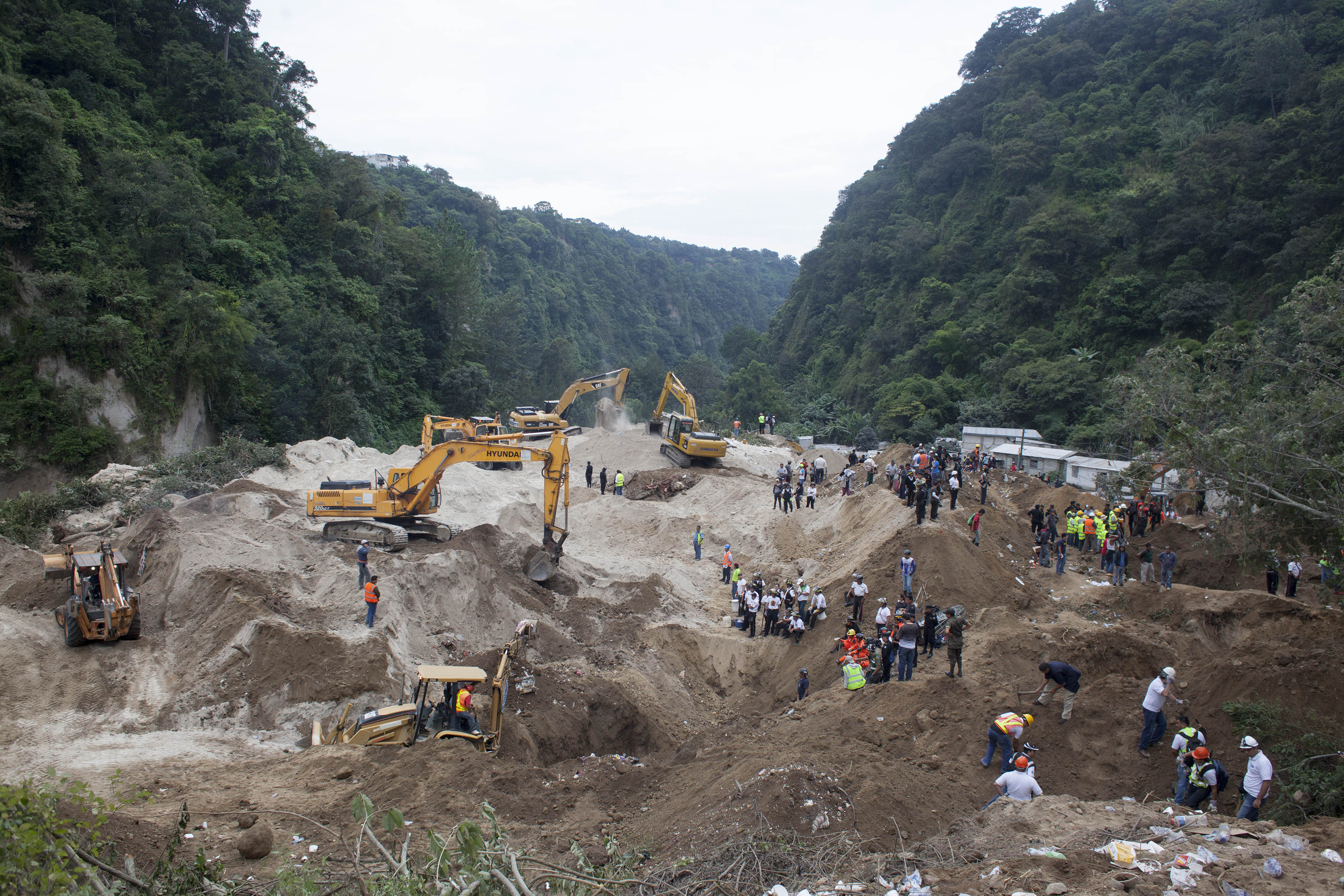 Entre os eventos do estudo, estão deslizamentos, como o que afetou a Guatemala, matando 89 pessoas | Foto: Conred 03/10/2015/Fotos Públicas