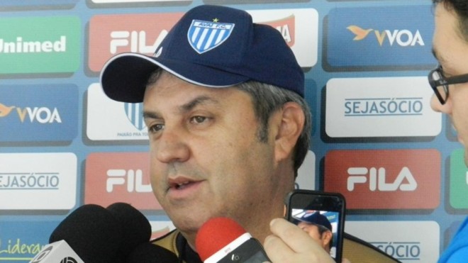 Gilson Kleina deve substituir Pachequinho no comando técnico do Coritiba. | Divulgação/Avaí