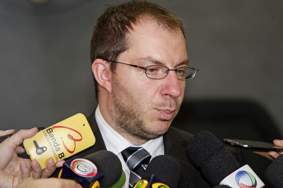 Anselmo agradeceu “aos tribunais superiores, ao juiz federal Sergio Moro e ao ministro do STF Teori Zavascki “pela atuação firme nessas medidas judiciais”. | Antônio More/Gazeta do Povo