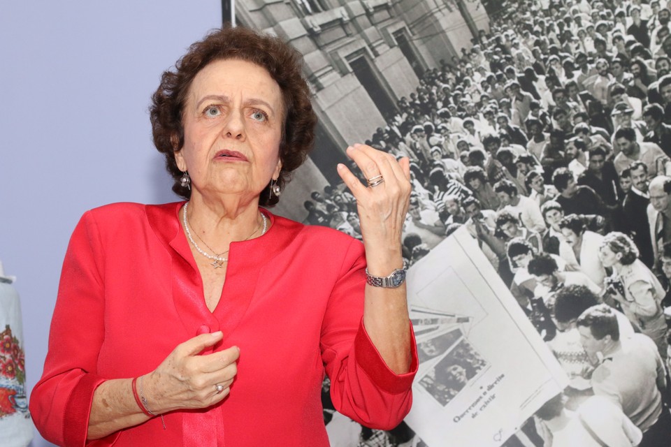 Eleonora Menicucci  saiu em defesa do mandato da presidente Dilma. | Roberto Parizotti/CUT