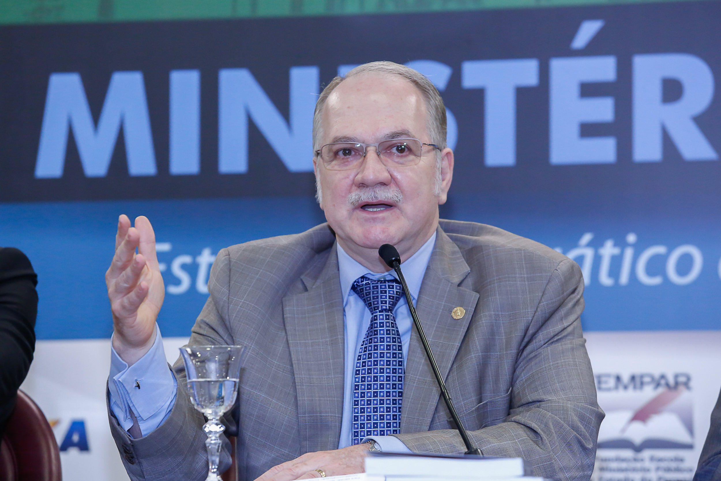 Ministro Edson Fachin durante evento em Curitiba: respeito ao rito do impeachment. | Marcelo Elias/MP