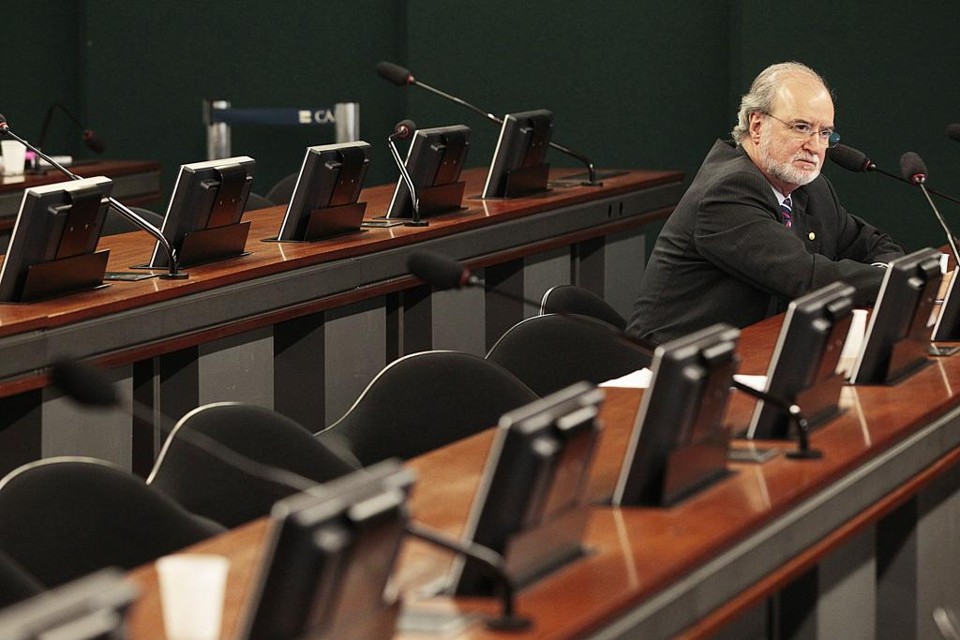 Azeredo foi condenado por desviar R$ 3,5 milhões de estatais mineiras por meio das empresas de publicidade de Marcos Valério. | Jorge William - Agência O Globo/Jorge William - Agência O Globo