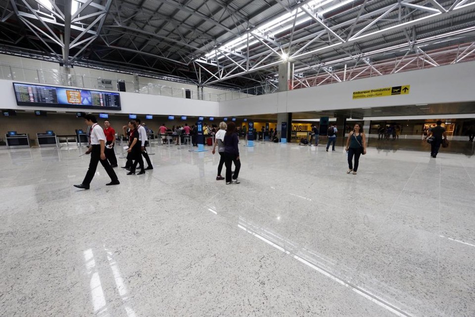 Entre os espaços disponíveis estão um novo saguão e oito novas pontes de embarque | Albari Rosa/Gazeta do Povo