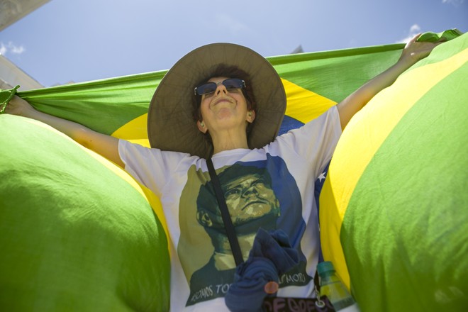 Manifestante com camisa com imagem do juiz federal Sérgio Moro. | Marcelo Andrade/Gazeta do Povo