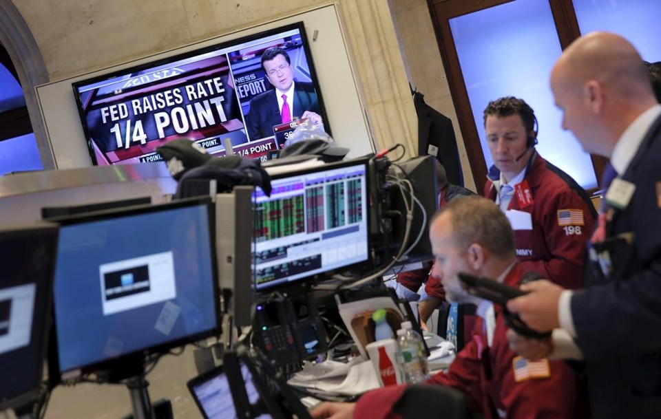 Corretores na Bolsa de Nova York pouco depois do anúncio desta quarta-feira. | LUCAS JACKSON/REUTERS