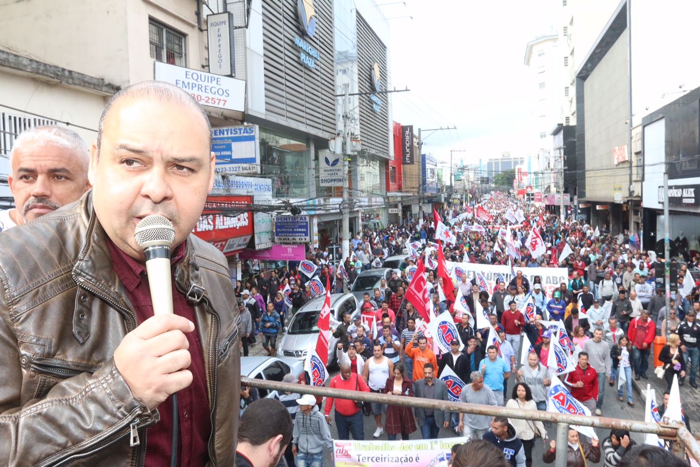 Vagner Freitas comanda o “exército” que quer defender a presidente Dilma. | Roberto Parizotti/Divulgação