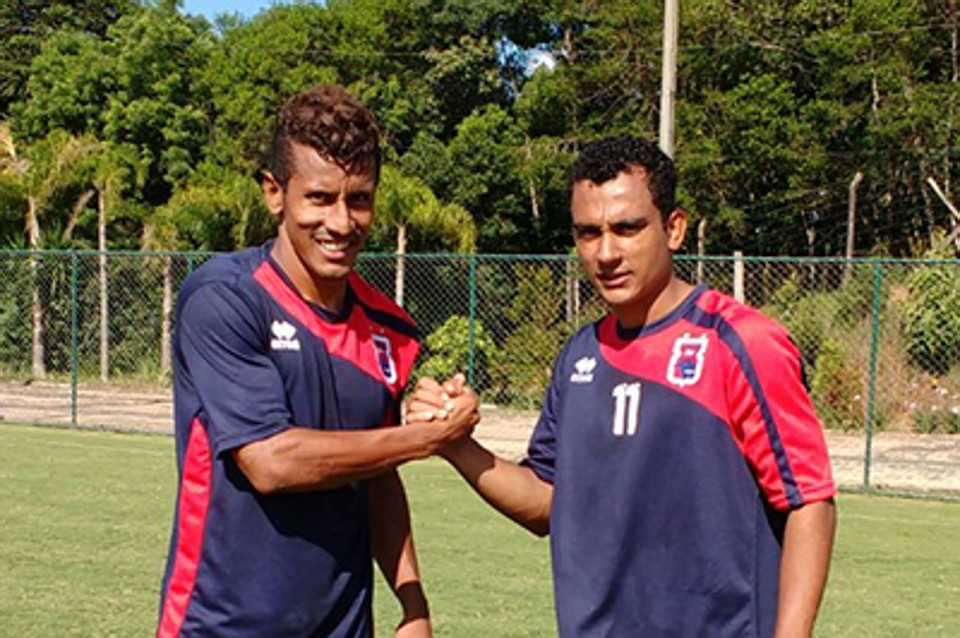 Nadson aposta no estilo ofensivo do técnico Claudinei Oliveira no Paraná Válber e Nádson: dupla espera repetir no Paraná o sucesso no Sampaio Corrêa. | Divulgação Paraná/