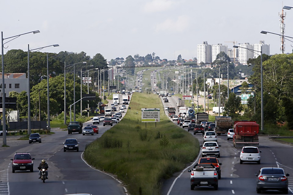 Visão geral da Linha Verde: obras estão previstas para a via em 2016, segundo a prefeitura. | Albari Rosa/Gazeta do Povo