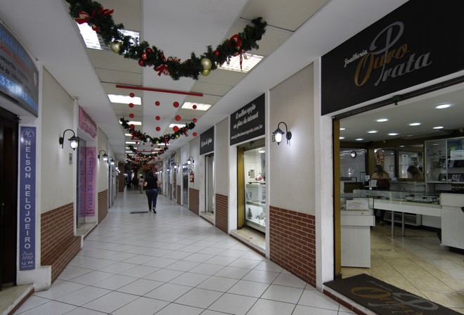 Reforma incluiu tijolinhos e novas arandelas. | Aniele Nascimento/Gazeta do Povo