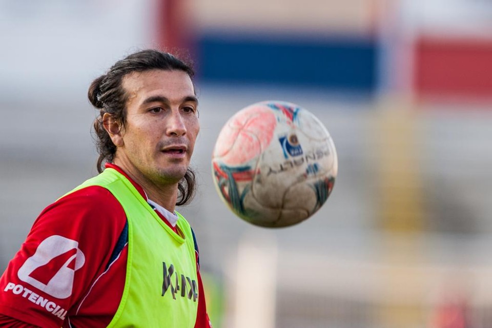 JJ Morales está em Curitiba e deve conversar com a diretoria do Paraná essa semana. | BRUNNO COVELLO/Gazeta do Pofo