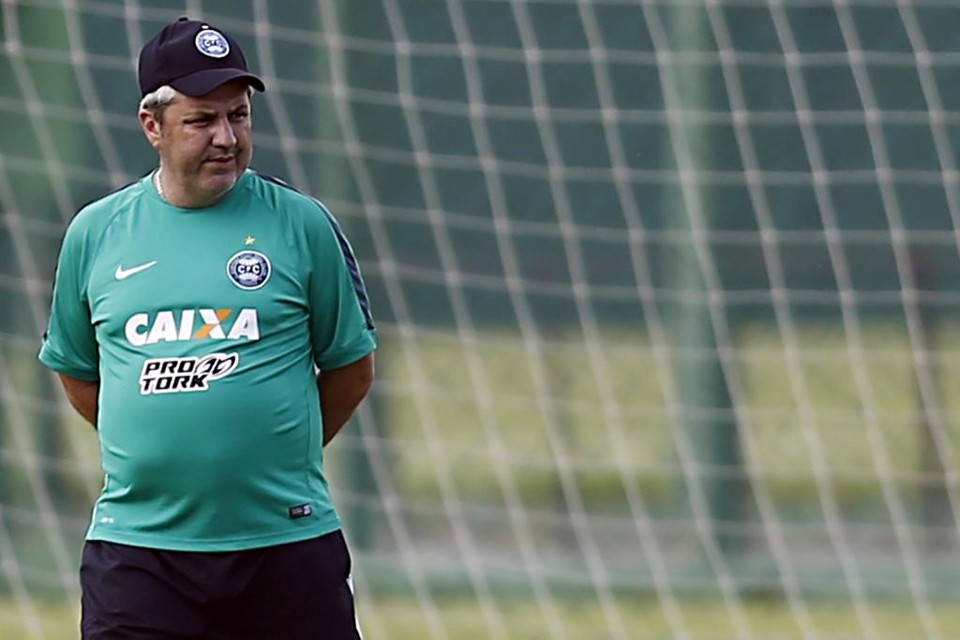 Gilson Kleina quer pré-temporada como alicerce para bons resultados em 2016 | Albari Rosa/Gazeta do Povo