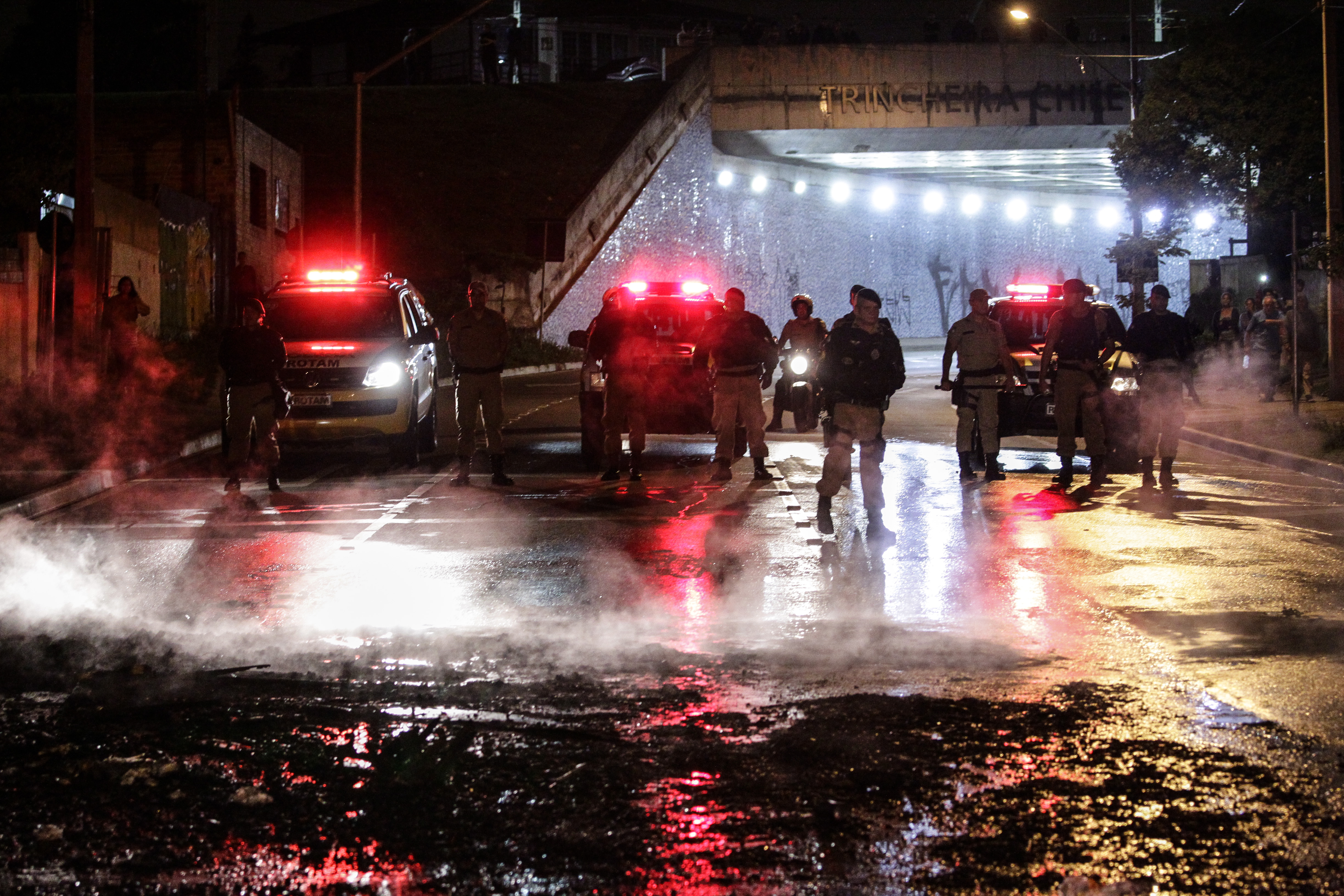 Com cerca de R$ 500 milhões a mais no orçamento de 2016, em comparação ao de 2015, promessa da pasta é de contratar pelo menos 2,2 mil policiais militares e pouco mais de 60 delegados | Daniel Castellano/Gazeta do Povo
