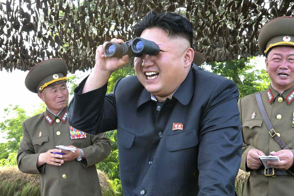 Kim Jong-un costuma fazer anúncios espantoso e que geram desconfiança. Agora, Coreia do Norte anuncia ter criado bebida “ressaca-free” | KR/KCNA