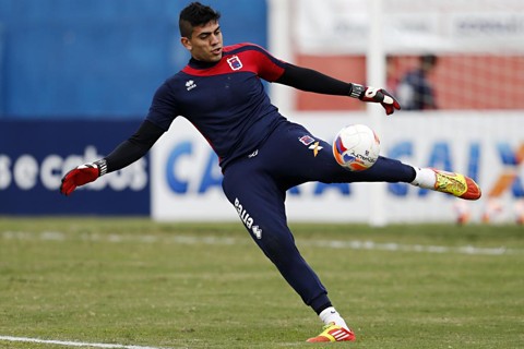 Paraná empresta goleiro Murilo Prates para pegar mais experiência Murilo Prates fica até o meio do ano no União Barbarense. | Albari Rosa/Gazeta do Povo