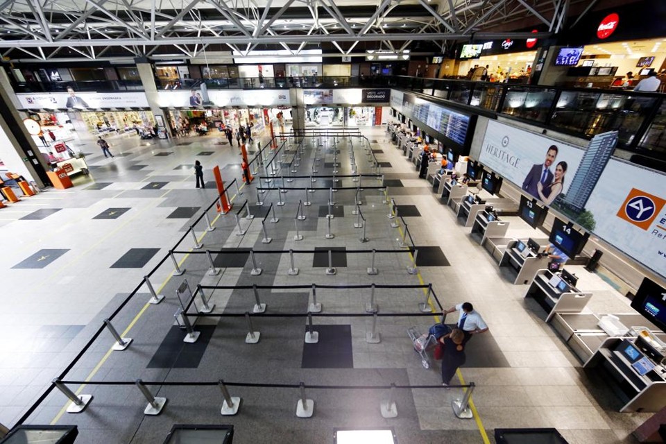Saguão do Afonso Pena: movimento de aeroviários pode afetar principais aeroportos do país. | Albari Rosa/Gazeta do Povo