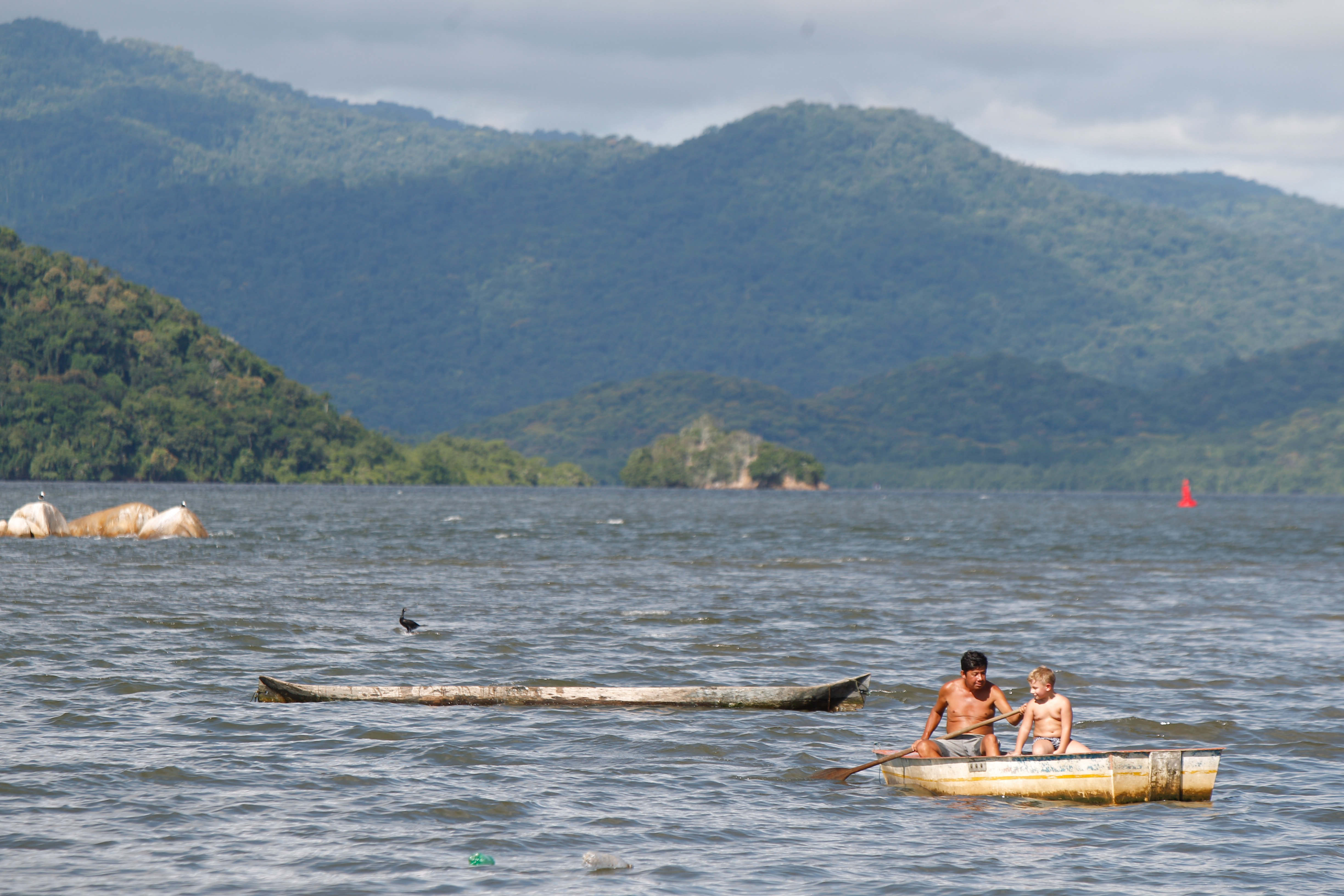 Ponta da Pita, em Antonina, é um dos pontos impróprios para banho | Daniel Castellano /Gazeta do Povo