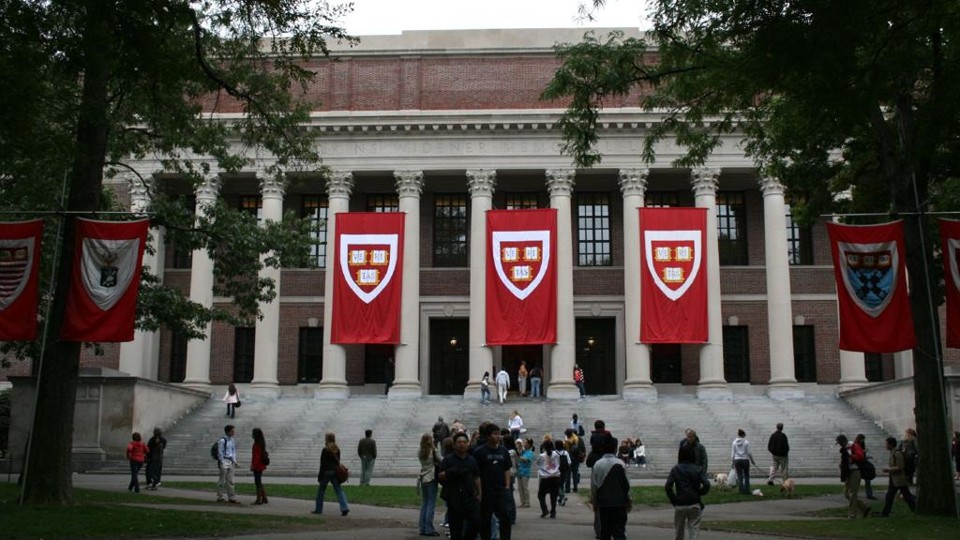 Universidade de Harvard, nos EUA: acesso também com bolsas. | Joseph Williams/Creative Commons