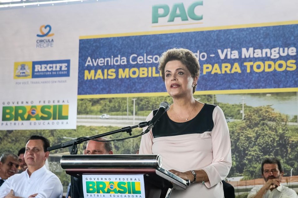 No Recife, Dilma prega mais unidade e respeito à democracia Dilma Rousseff inaugurou Avenida Celso Furtado, no Recife. | Roberto Stuckert Filho/PR/Fotos Públicas