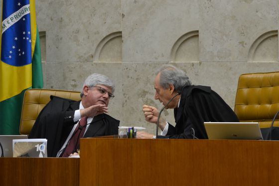 Janot, que retornou do período de recesso de fim de ano nesta semana, evitou respostas sobre a Operação Lava Jato ao chegar ao Tribunal. | /