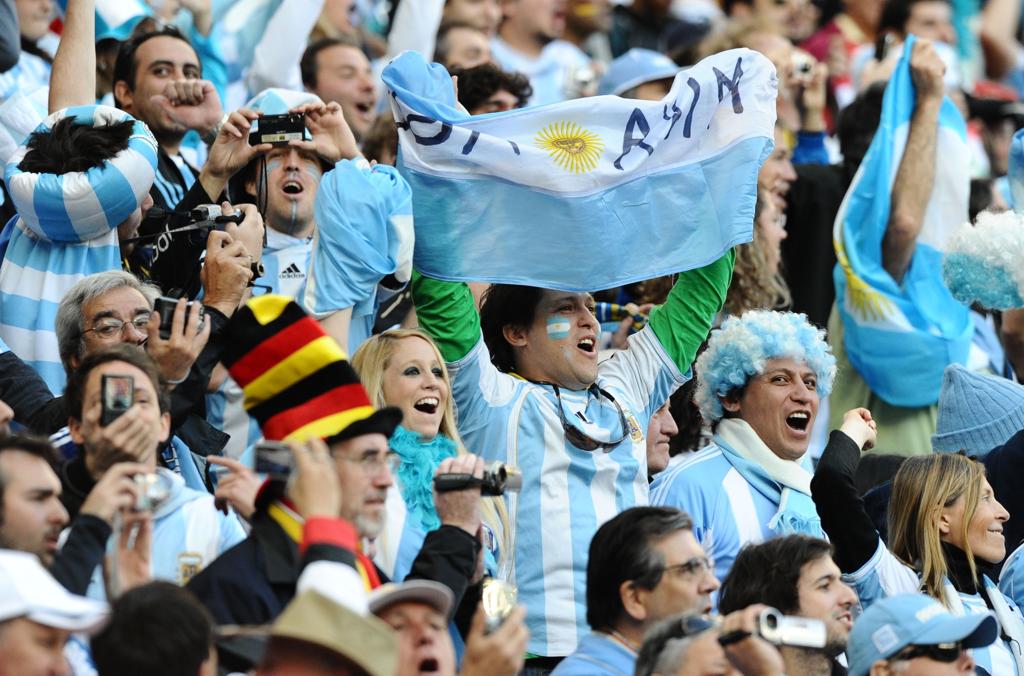 Argentina foi uma das seleções punidas por cânticos homofóbicos da torcida nos estádios. | mlm/tlr/ej/alj/JEWEL SAMAD