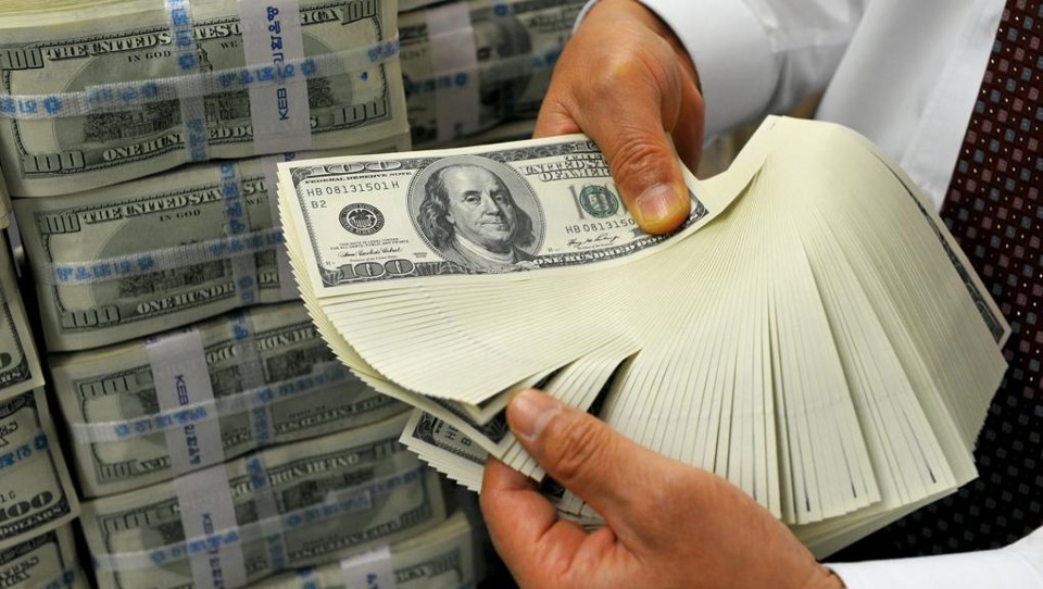 Ferramenta utilizada pelo BC é um instrumento para proteger as empresas que têm dívidas em dólares | Jung Yeon/AFP