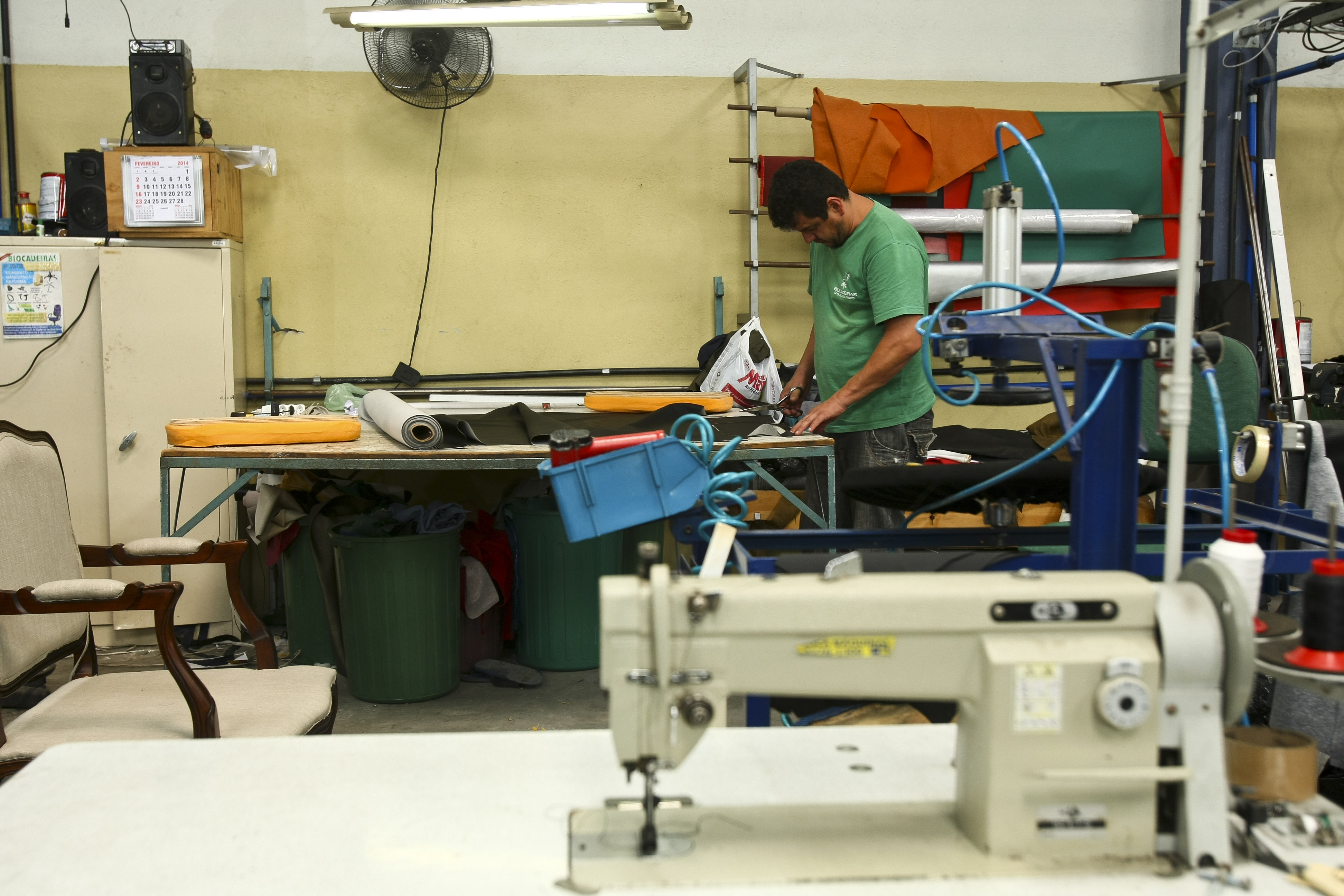 Trabalhadores da área de serviços perderam remuneração. | ANDRE RODRIGUES/ANDRE RODRIGUES