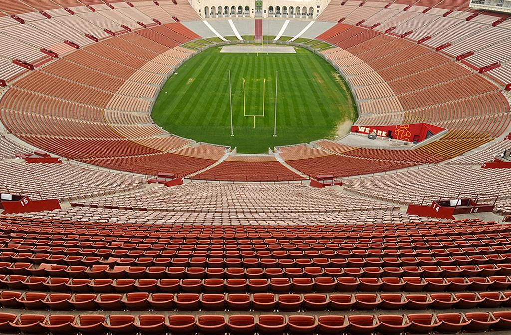 O St Louis Rams vai jogar no LA Coliseum. | Divulgação/LA Coliseum