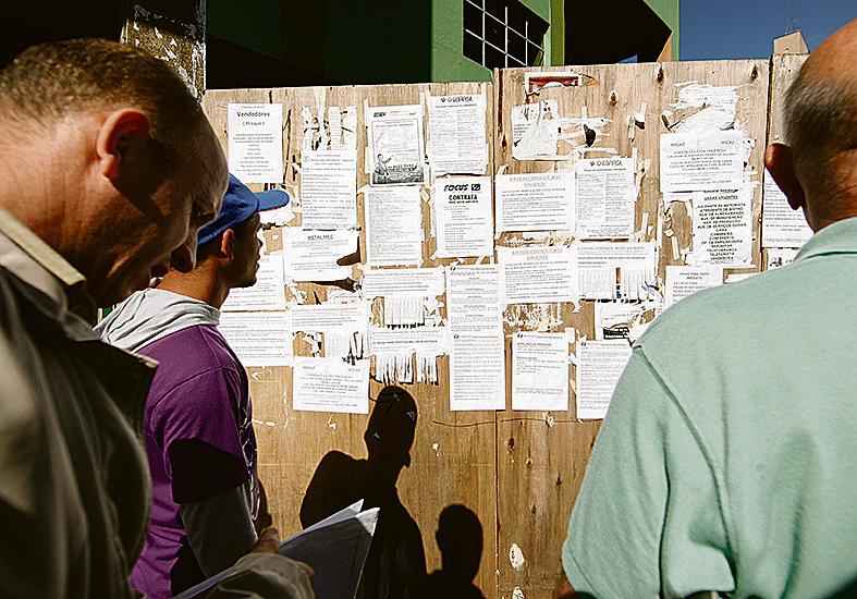 Mercado de trabalho em retração derrubou a receita previdenciária | Antônio More /
Gazeta do Povo