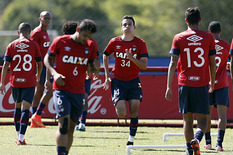 Pablo não deve ficar no Atlético em 2016 | Albari Rosa/Gazeta do Povo