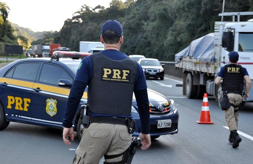 Réveillon nas estradas federais paranaenses teve 16% menos acidentes, mas 20% mais feridos | Divulgação/PRF