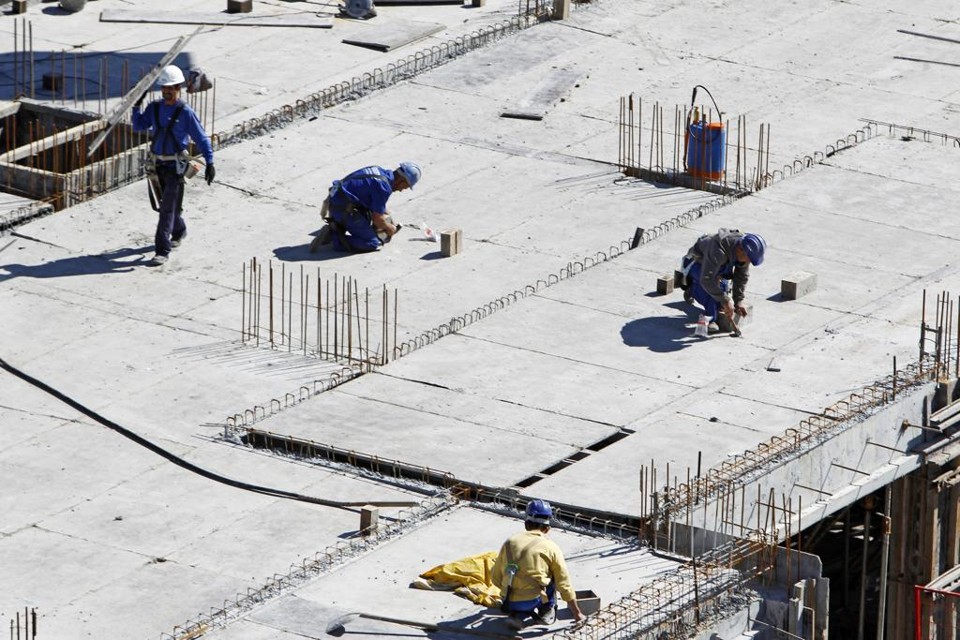 As empresas que possuem a partir de 11 empregados ou mais deverão utilizar a certificação digital para transmitir a declaração | Antônio More/Gazeta do Povo
