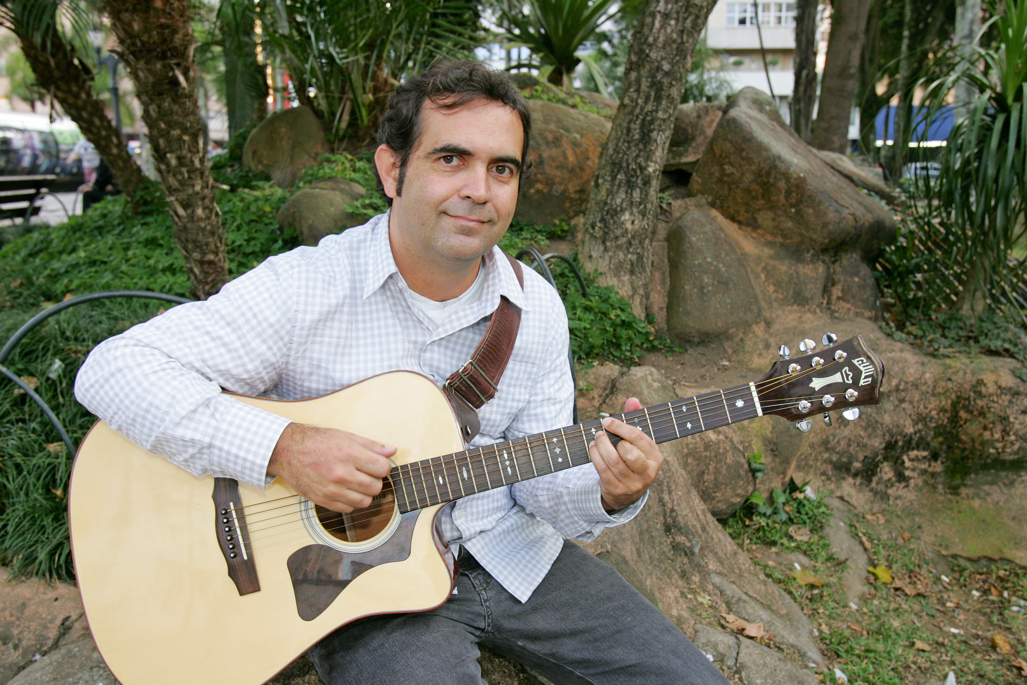 Caio Marques: “tudo o que Bowie foi está neste último álbum” | Antônio More / Gazeta do Povo