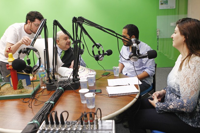 O urbanista Rafael Greca, ex-prefeito de Curitiba é pré-candidato a prefeitura de Curitiba em sabatina nos estúdios da redação da Gazeta do Povo | Antônio More/Gazeta do Povo