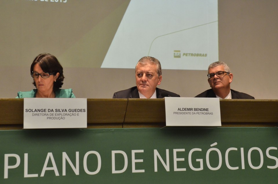 Aldemir Bendine (centro): nome do presidente da Petrobras apareceu na investigação sobre a OAS. | Fernando Frazão/ Agência Brasil
