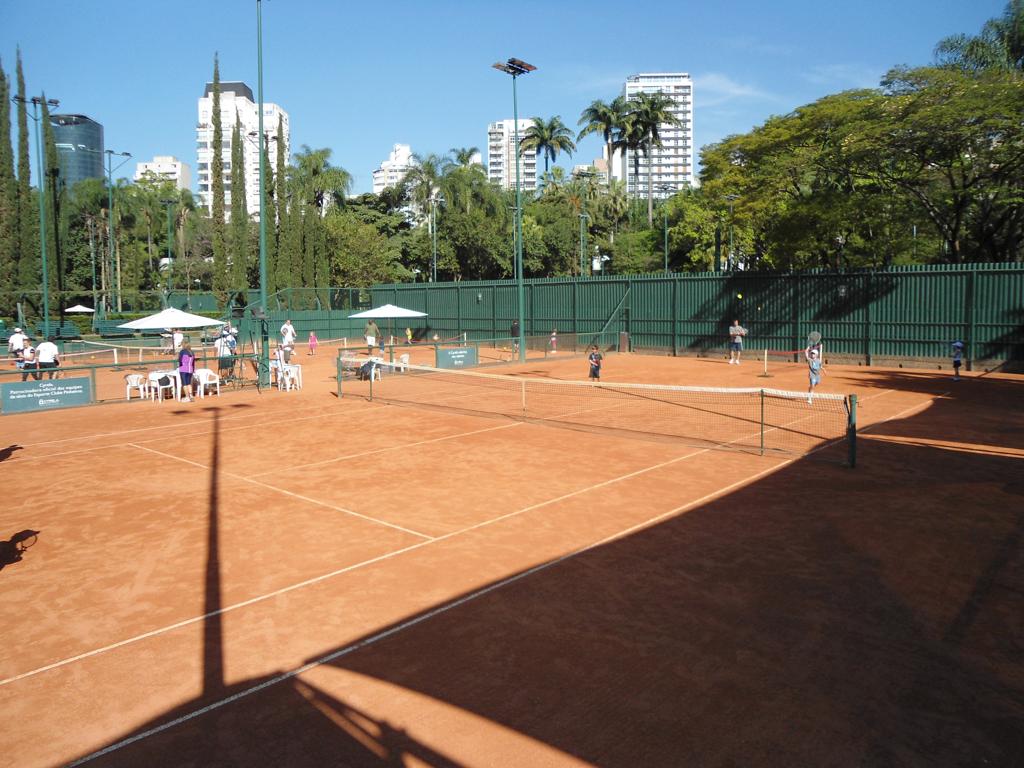 Quadras de tênis do Esporte Clube Pinheiros. | Divulgação/Pinheiros