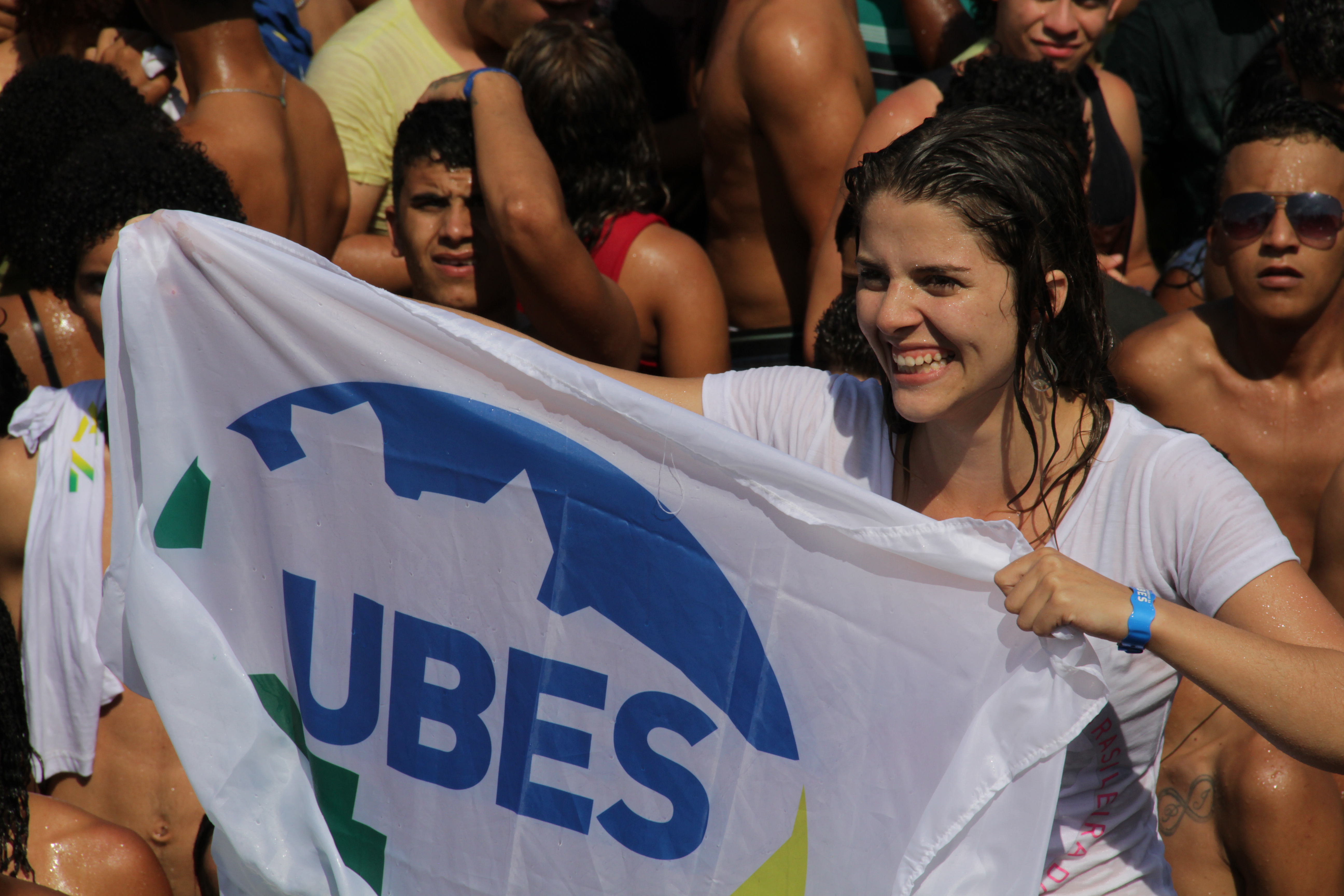 Camila: paranaense no centro da luta estudantil marcou o debate público em 2015. | Divulgação/Ubes