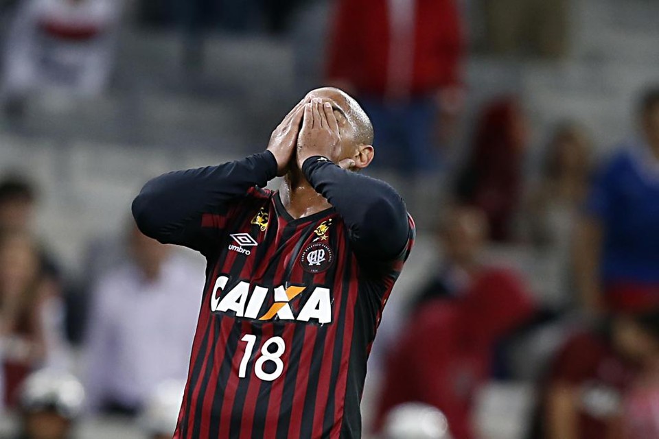 Walter está indeciso: Atlético ou Sport | Albari Rosa/Gazeta do Povo