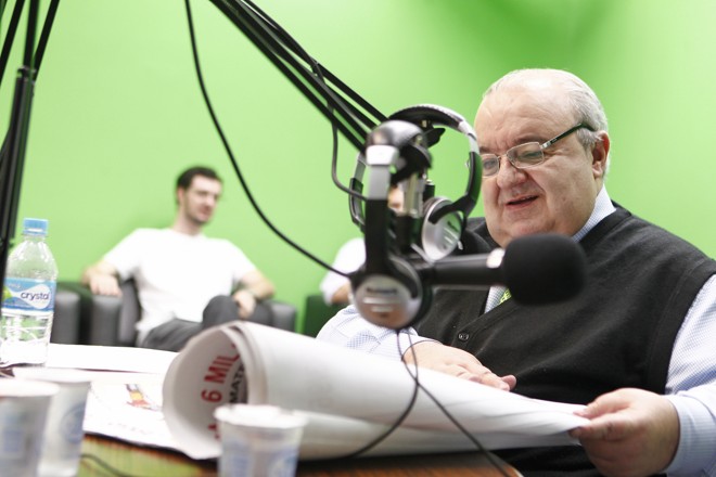 O urbanista Rafael Greca, ex-prefeito de Curitiba é pré-candidato a prefeitura de Curitiba em sabatina nos estúdios da redação da Gazeta do Povo | Antônio More/Gazeta do Povo