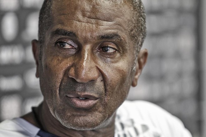 Cristóvão Borges comemora manutenção da base de 2015 do Atlético. | Jonathan Campos/Gazeta do Povo
