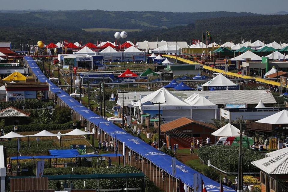 Na edição do ano passado, 230 mil produtores participaram da feira. | JONATHAN CAMPOS/GAZETA DO POVO