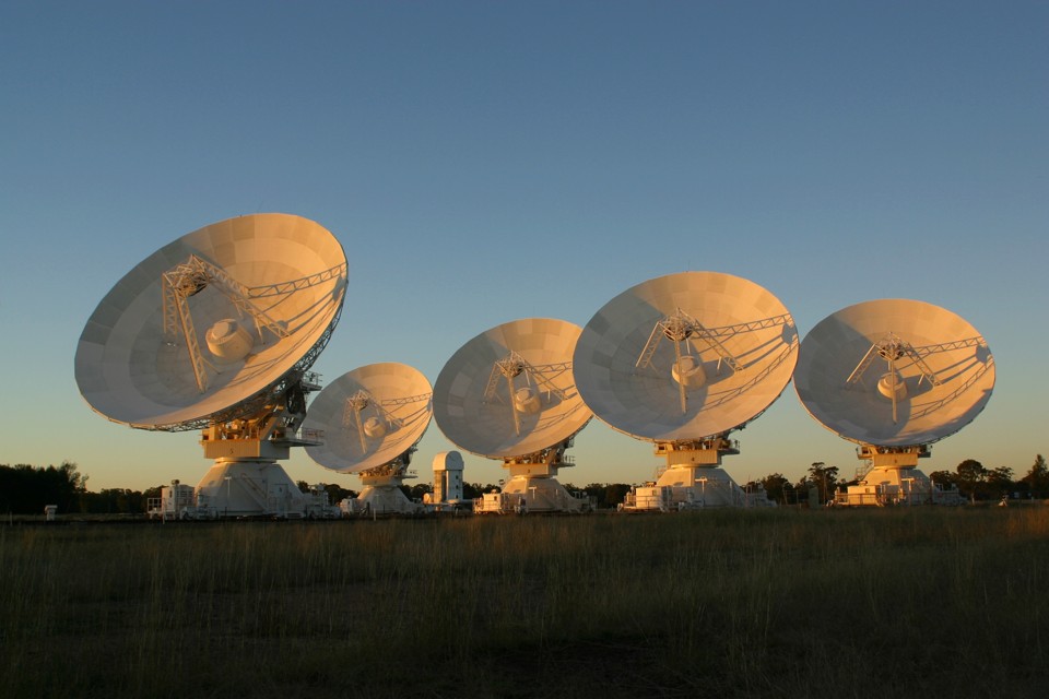 Satélites do observatório australiano responsável pela descoberta | /CSIRO