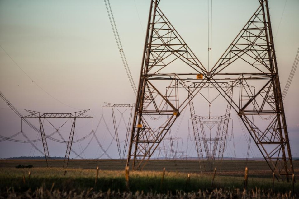 Liminar reduz conta de energia de empresas Para este ano, o orçamento previsto para a CDE – em audiência pública na Agência Nacional de Energia Elétrica (Aneel) – é de R$ 18,44 bilhões | Brunno Covello/Gazeta do Povo